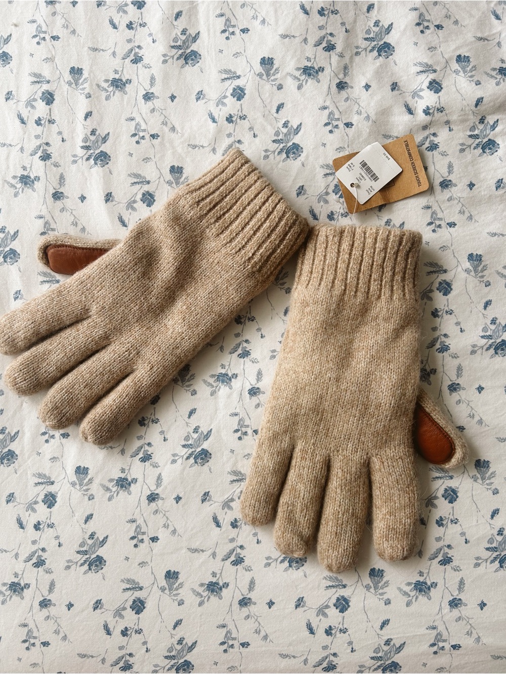 J. Crew // Men's Tan Wool-Blend Gloves with Leather Trim